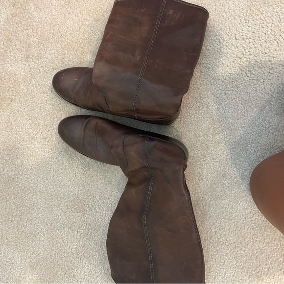 Frye Melissa Button Boots - Picture 2 of 16